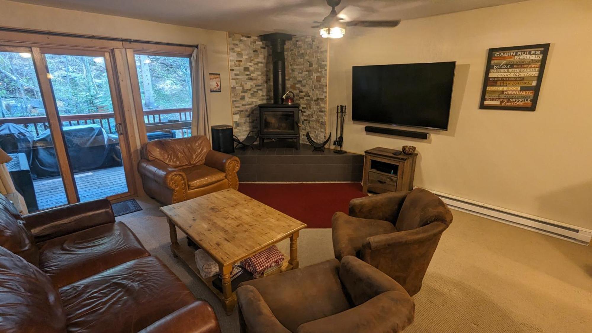 Cozy Townhouse On The Main Bus Line Villa Breckenridge Exterior photo
